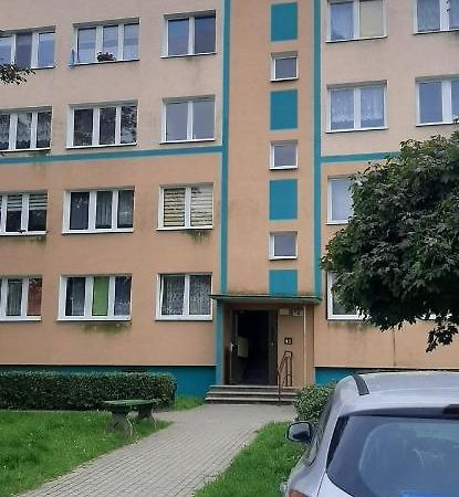 Flowers Apartament Apartment Pila Exterior photo